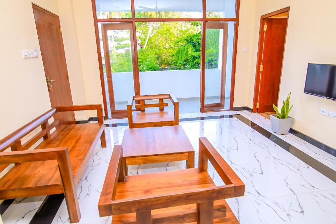 Athithi Villa Hikkaduwa Esterno foto
